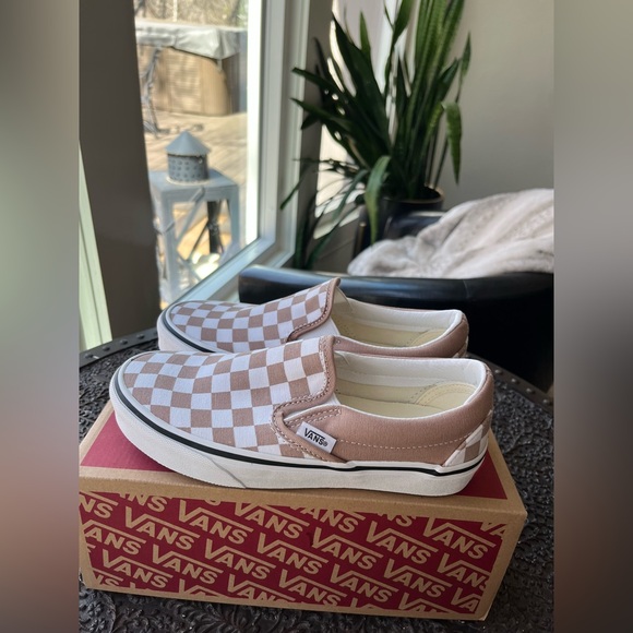 VANS CLASSIC SLIP ON SNEAKERS IN CHECKERED THEORY 5 6 - Picture 6 of 8